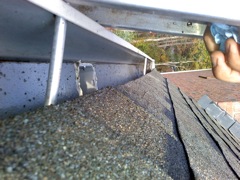 Get Your Dirty Gutters Cleaned by Roswell's Best Gutter Cleaners